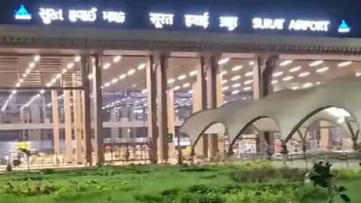 दिसंबर को प्रधानमंत्री नरेंद्र एयरपोर्ट की नई टर्मिनल बिल्डिंग का उद्घाटन कर सकते हैं