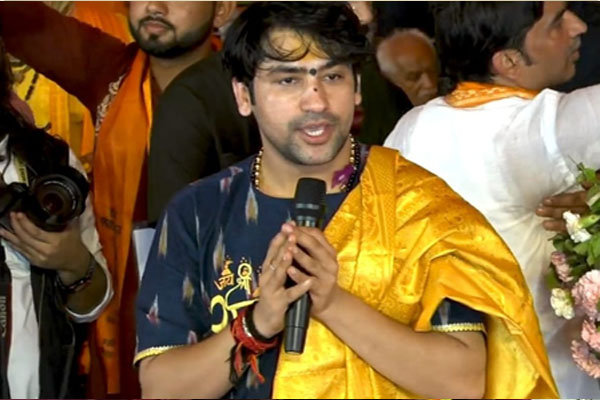 पंडित धीरेंद्र कृष्ण शास्त्री ने जारी किया वीडियो संदेश, बोले- 