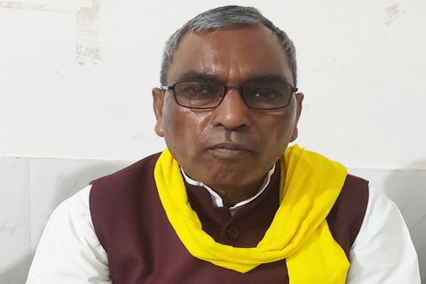 वाराणसी इफ्तार पार्टी विवाद: ओपी राजभर का अखिलेश यादव पर हमला, बोले- सपा प्रमुख का बयान राजनीति से प्रेरित