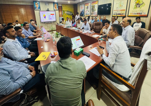 टॉय पार्क सेक्टर-33 में यीडा सीईओ की अध्यक्षता में इंटरैक्टिव सत्र सम्पन्न, आवंटियों को यूनिट जल्द क्रियाशील करने के निर्देश