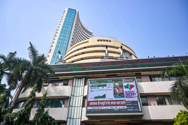 वैश्विक संकेतों से उत्साहित भारतीय शेयर बाजार, आईटी स्टॉक्स में जोरदार खरीदारी