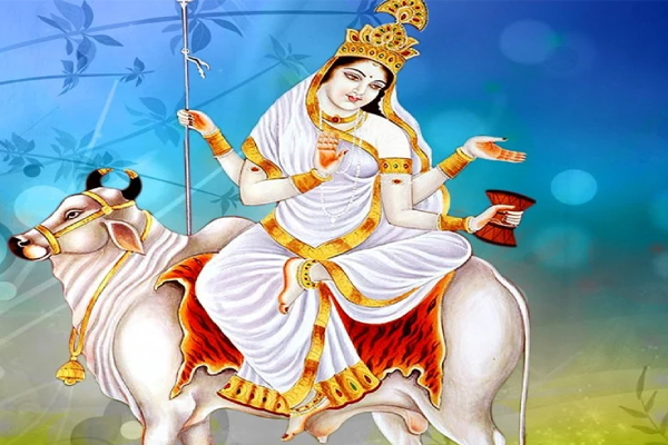 चैत्र नवरात्रि प्रथम दिवस: मां शैलपुत्री की पूजा का महत्व, जानें कथा, पूजा विधि, भोग और मिलने वाले वरदान