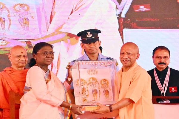 हमें राम मंदिर हमारी समृद्ध सांस्कृतिक विरासत से जोड़ता है: राष्ट्रपति द्रौपदी मुर्मु